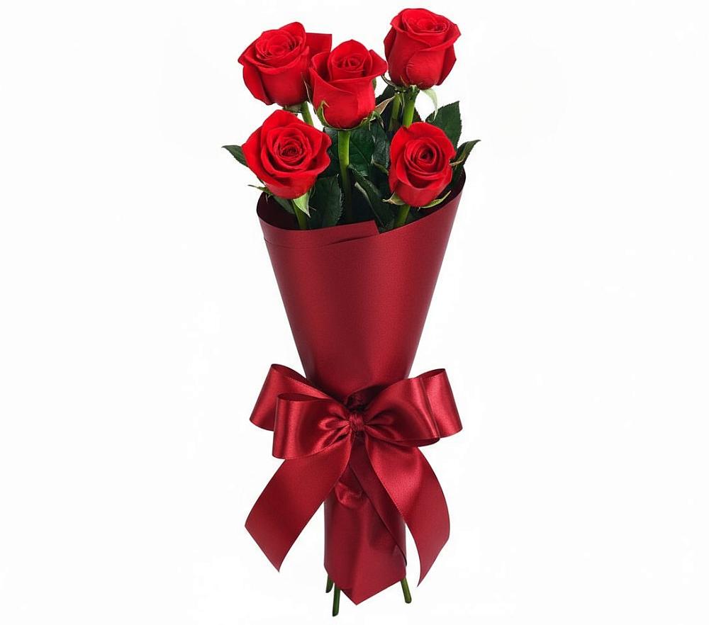 Букет 5 Красных роз Эдлесс Лав в Кирсе