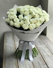 Букет 35 Белых роз в Кирсе