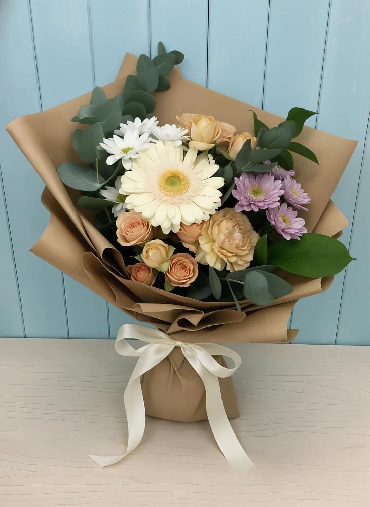 Букет цветов из: Герберы и Хризантемы в Кирсе