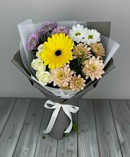 Букет цветов из:  Розы, Герберы и Хризантемы в Кирсе