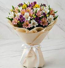 Букет цветов из:  Альстромерии #REPLACE_PRED# Кирсе