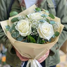 Букет цветов из:  Розы в Кирсе