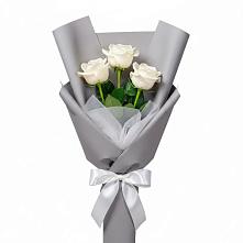 Букет 3 белые розы #REPLACE_PRED# Кирсе