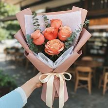 Букет цветов из:  Розы в Кирсе