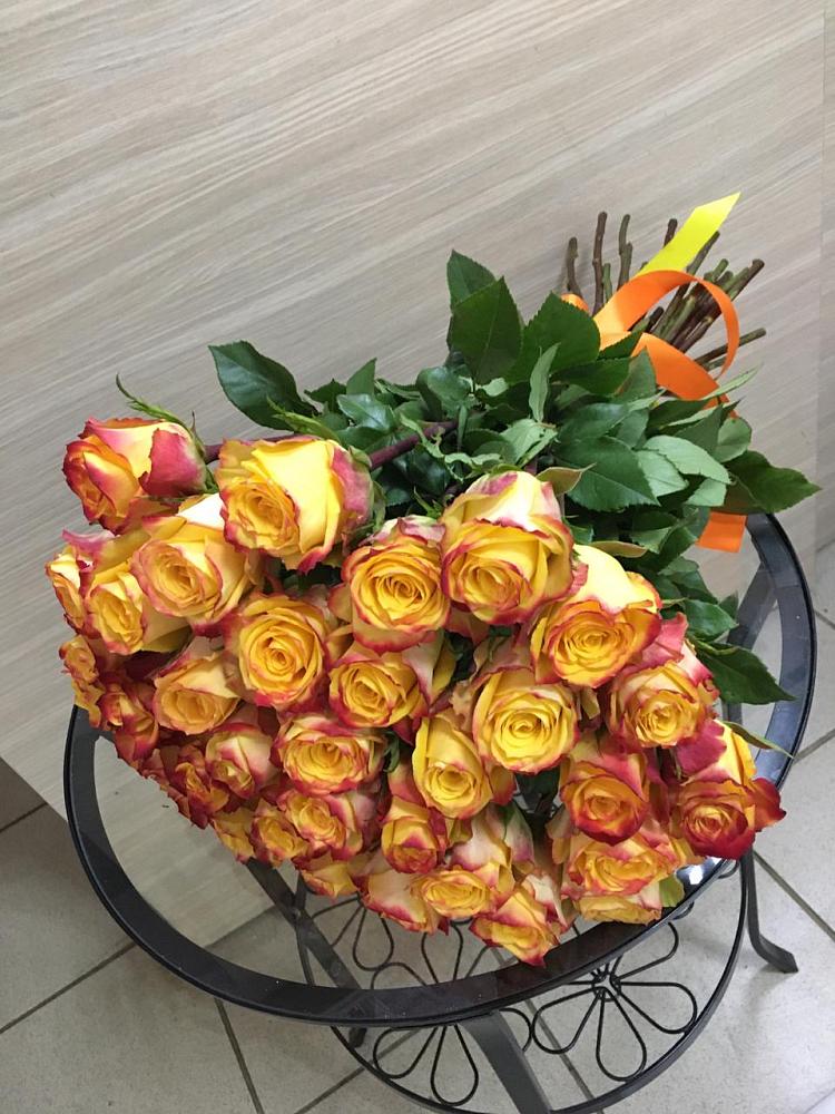 Букет Желтые розы в Кирсе