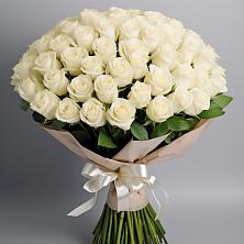 Букет 101 беля роза Белоснежка в Кирсе