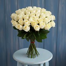 Букет 51 Белая роза Эдлесс Лав в Кирсе