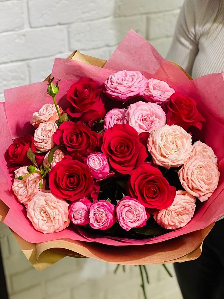 Букет цветов из: Розы в Кирсе