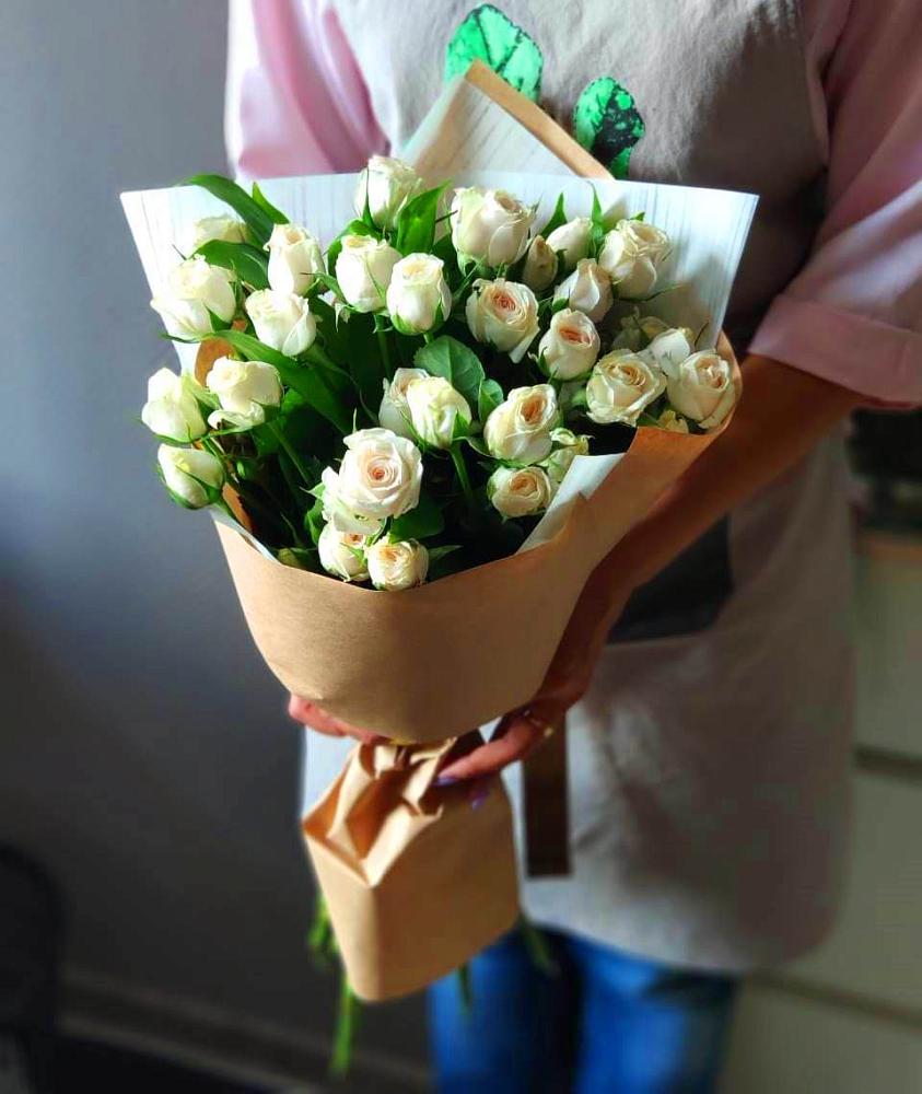 Букет цветов из: Розы в Кирсе