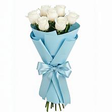 Букет 7 белых роз Проуд в Кирсе