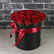 Цветочная композиция из Розы в шляпной коробке #REPLACE_PRED# Кирсе