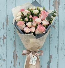 Букет цветов из:  Розы в Кирсе