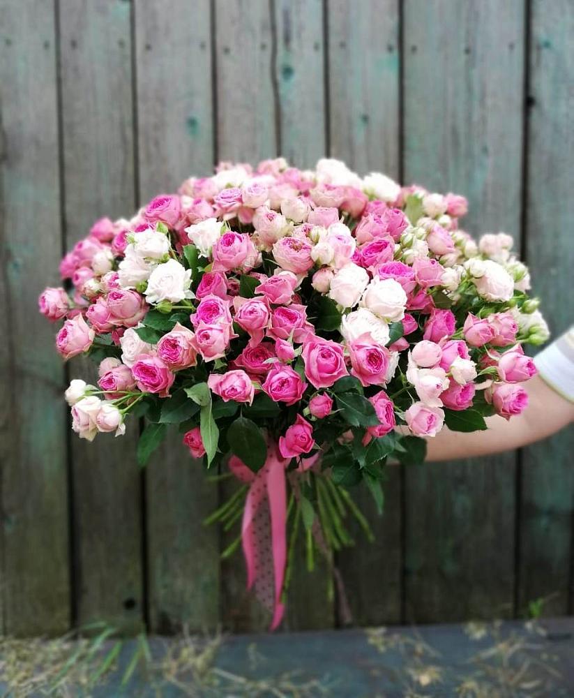 Букет Розовые кустовые розы Натали и Лав Лидия в Кирсе