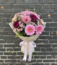 Букет цветов из:  Герберы и Хризантемы #REPLACE_PRED# Кирсе