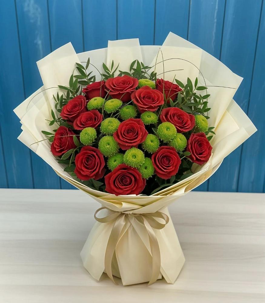 Букет цветов из: Розы и Хризантемы в Кирсе