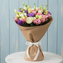 Букет цветов из:  Лизиантусы в Кирсе